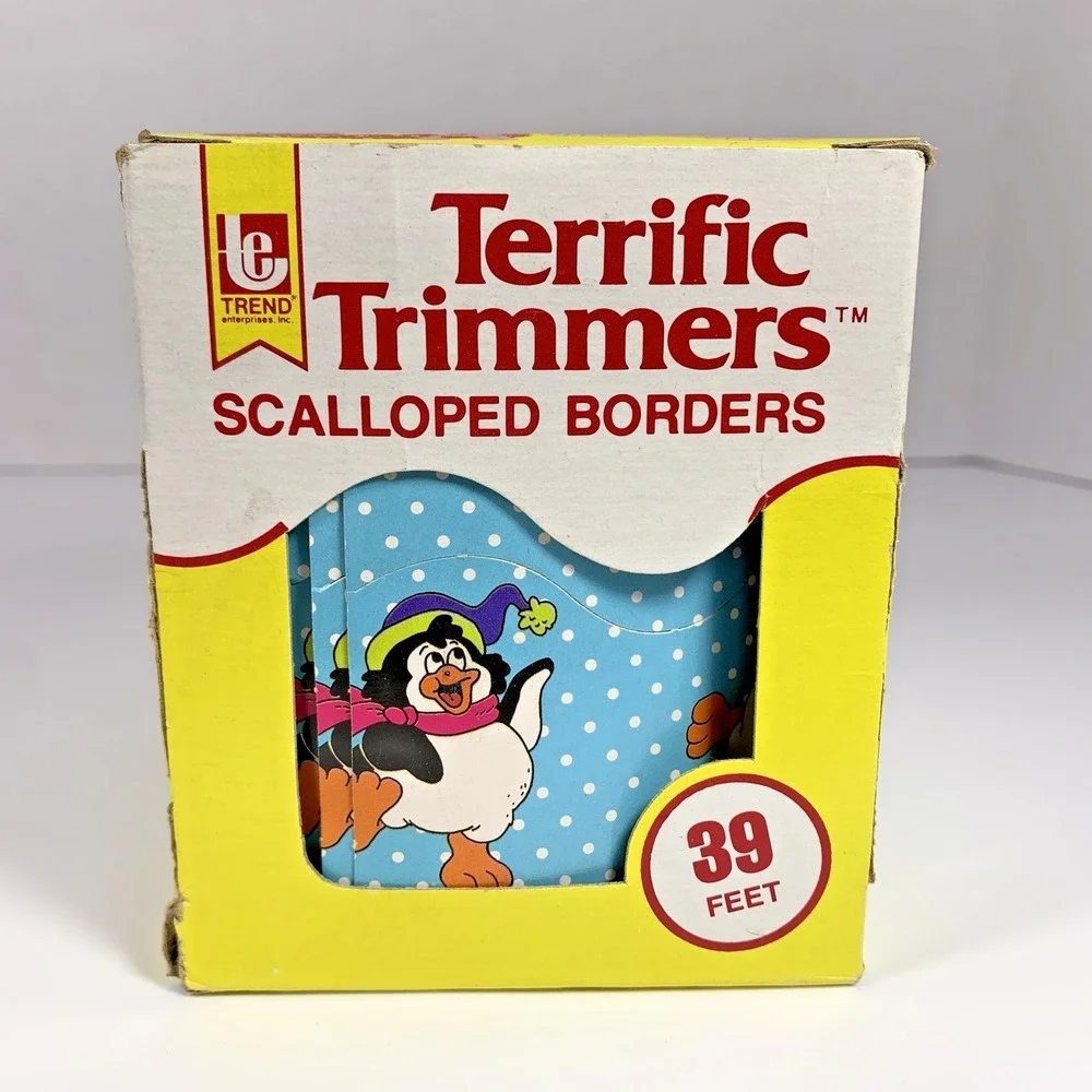 VTG‎ 1981 TREND Terrific Trimmers Scalloped Borders 39 feet T-1561 Penguin fun